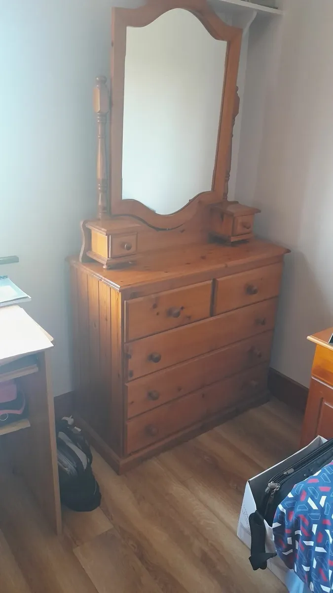 Bedroom Pine Dresser - Image 1