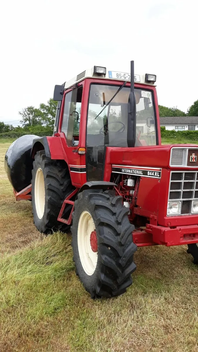 1985 International - Image 3