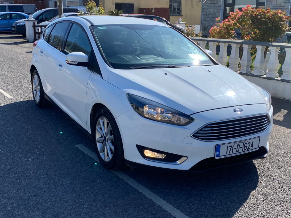 2017 Ford Focus - Image 4