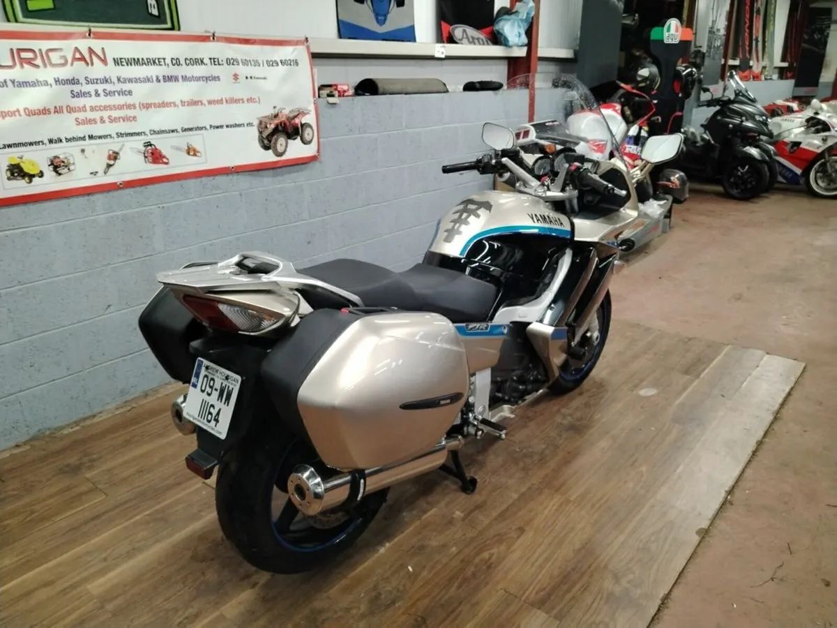 Yamaha FJR1300 - Image 4