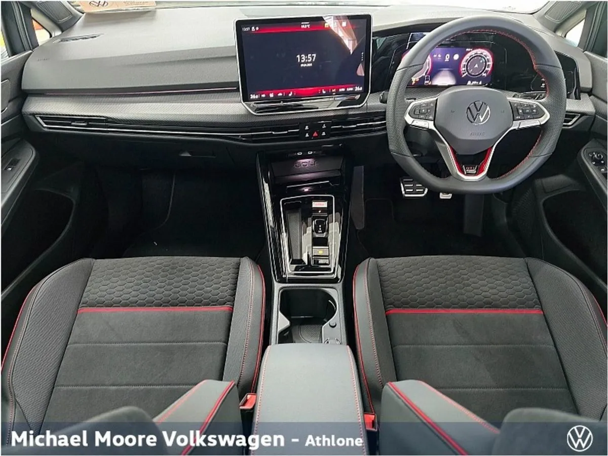Volkswagen Golf Golf Gticlub 2.0 TSI 300HP Dsg  I - Image 2