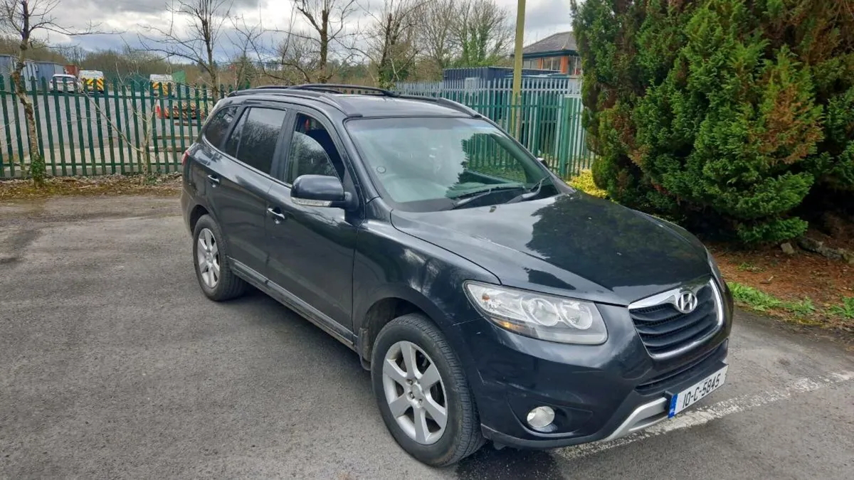 2010 Hyundai Santa - Fe - Image 1