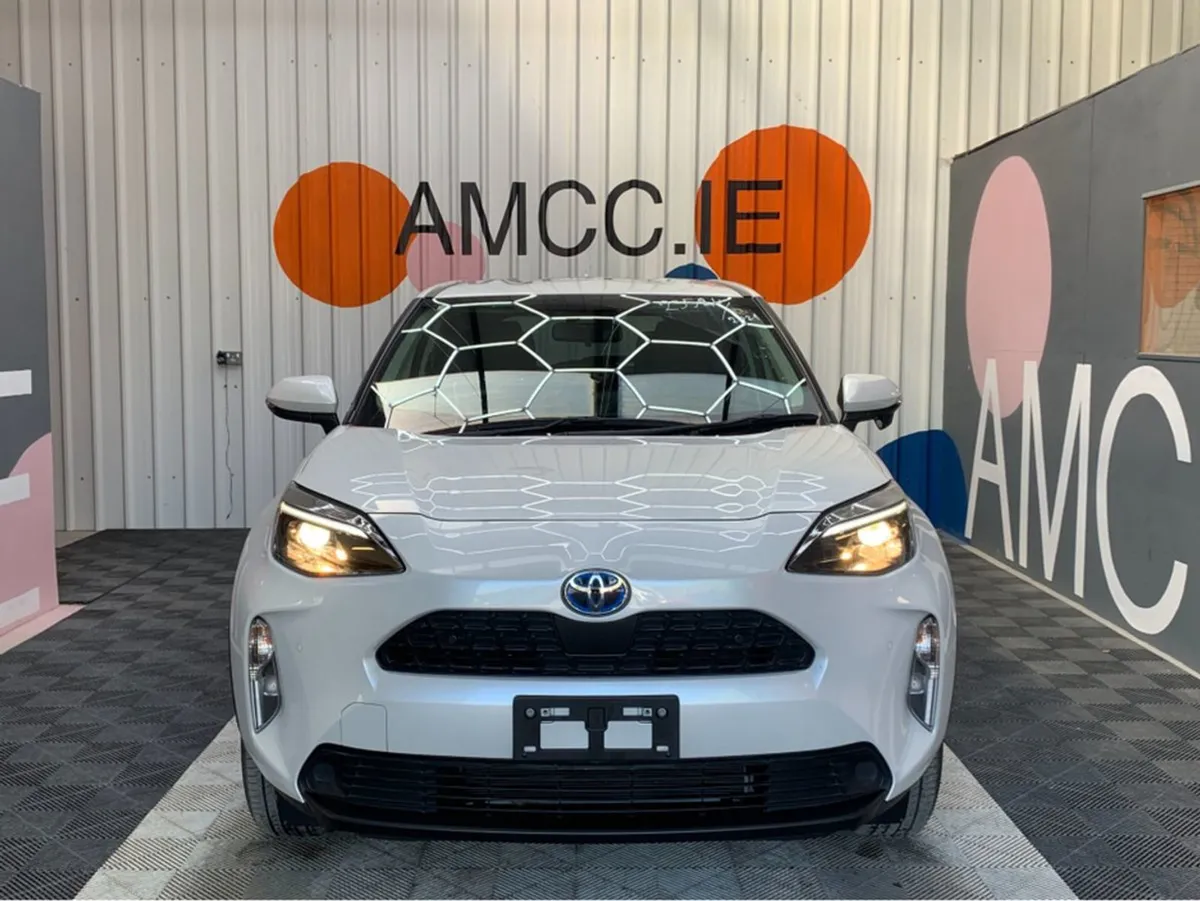 Toyota Yaris Cross 4WD 1.5 Hybrid / 46k KMs / Rev - Image 2