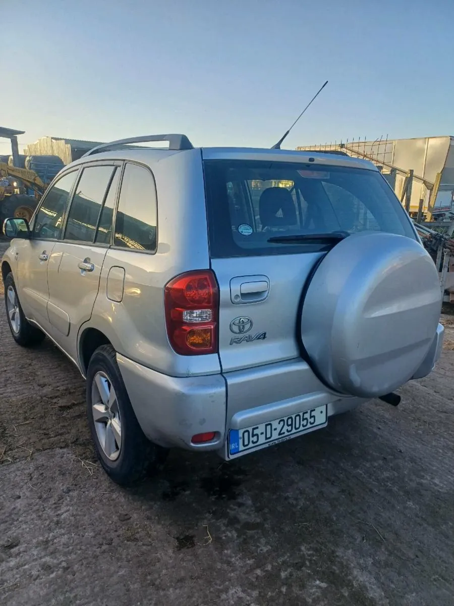 TOYOTA RAV4 2005 LOW KM - Image 3