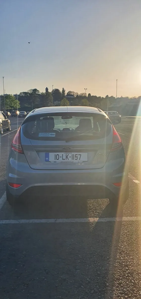 Ford Fiesta 2010 - Image 3