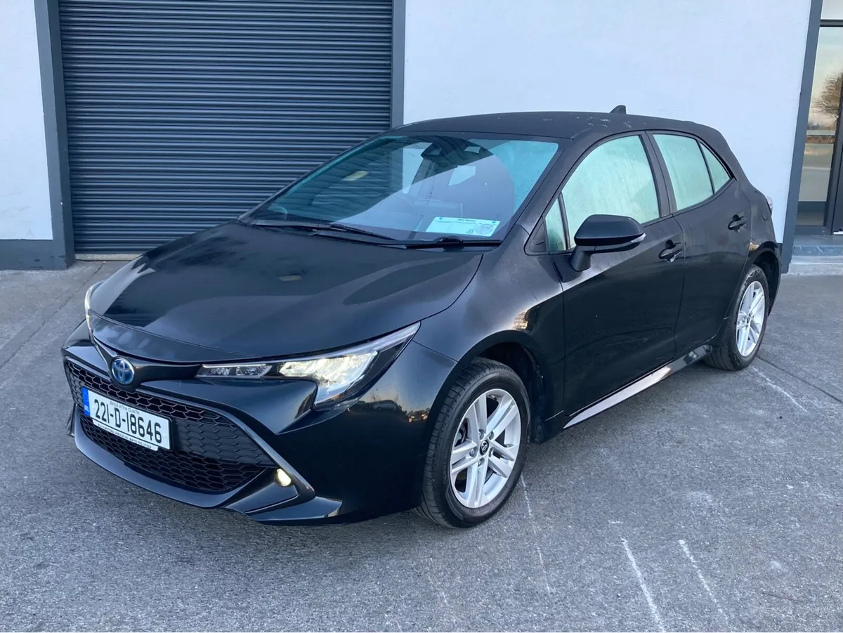 2022 Toyota Corolla 1.8 Hybrid Hatchback - Image 1