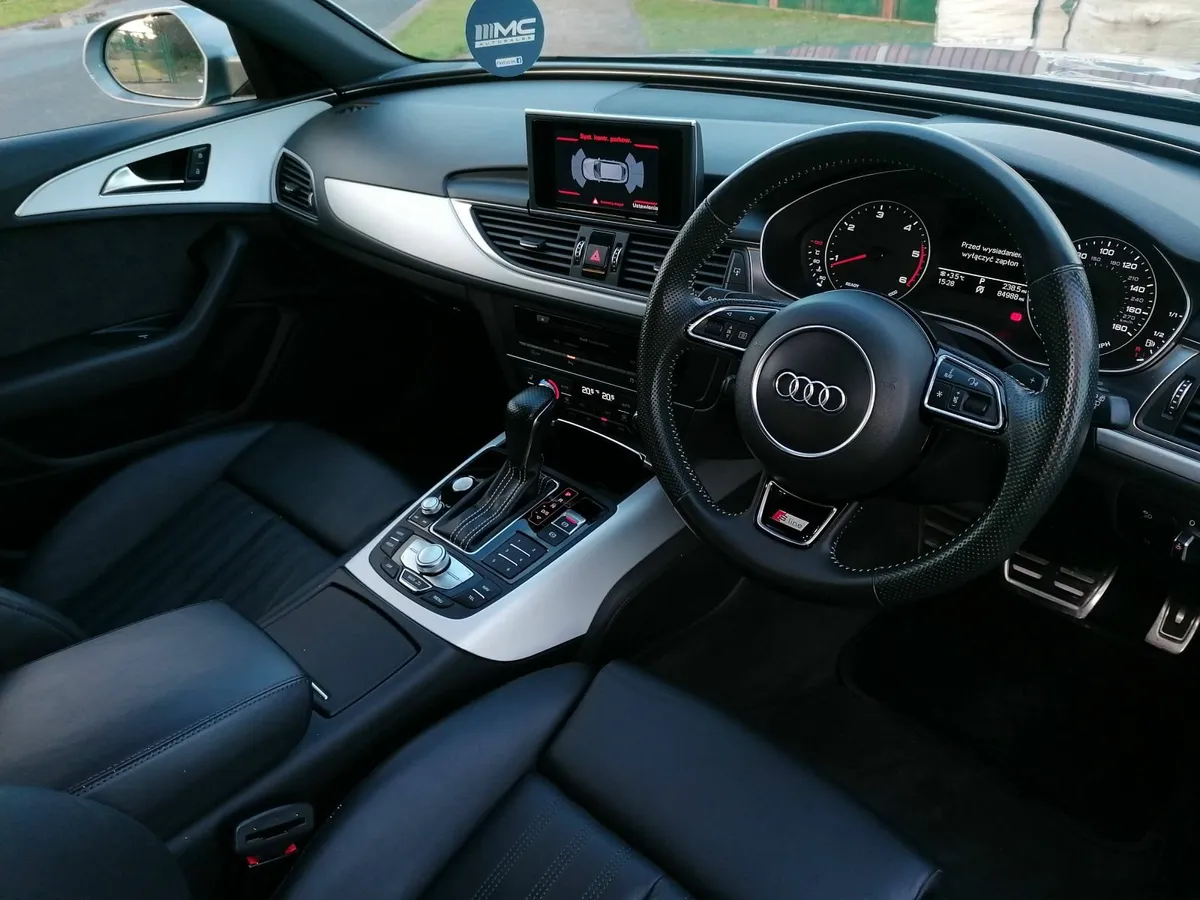 Audi A6 2017 - Image 2