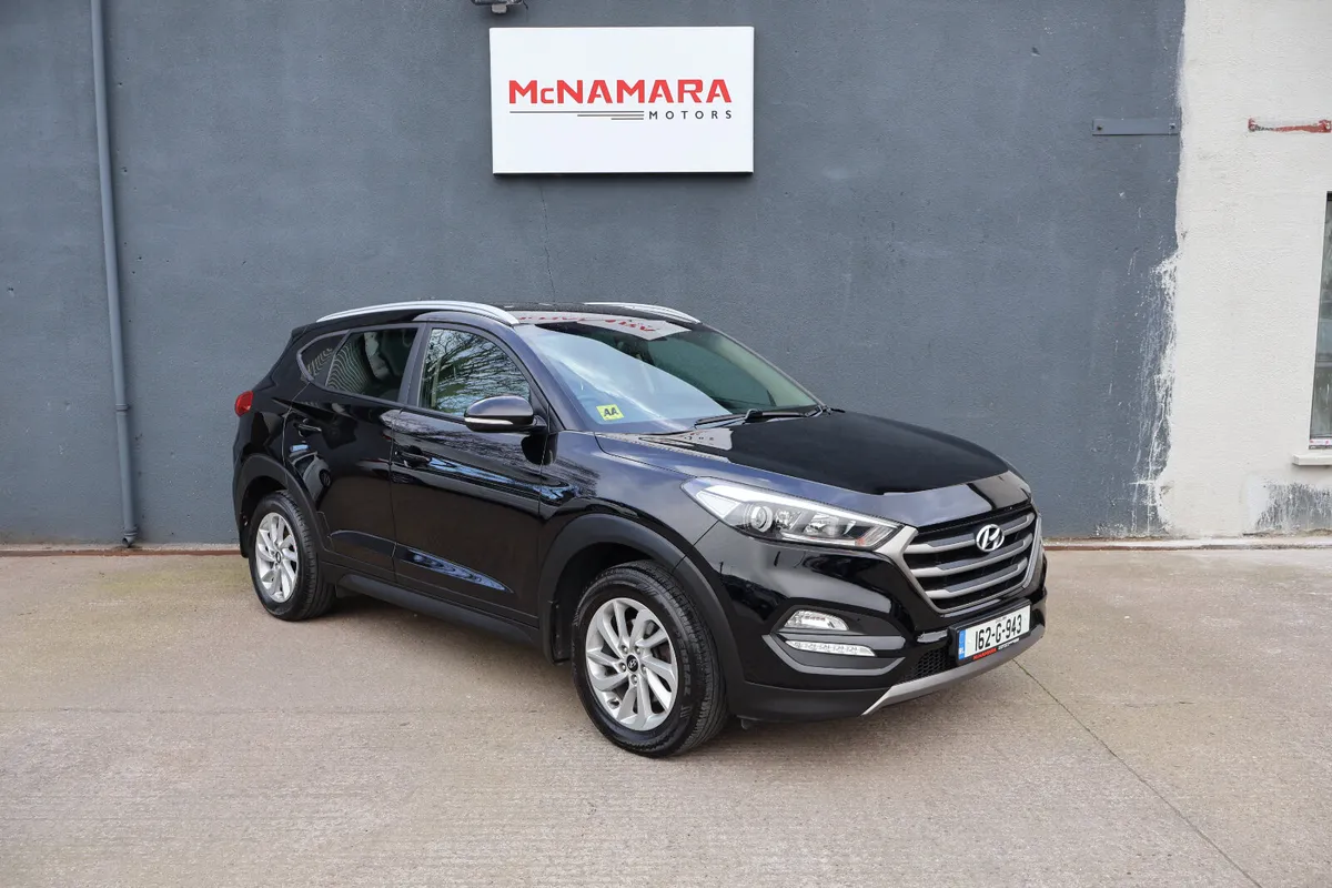 Hyundai Tucson Executive Low Mileage Exceptional! - Image 1