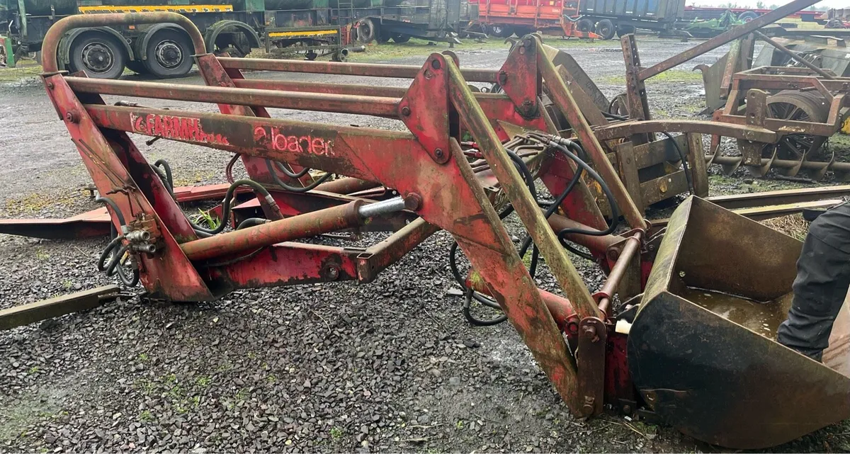 Farmhand loader - Image 2