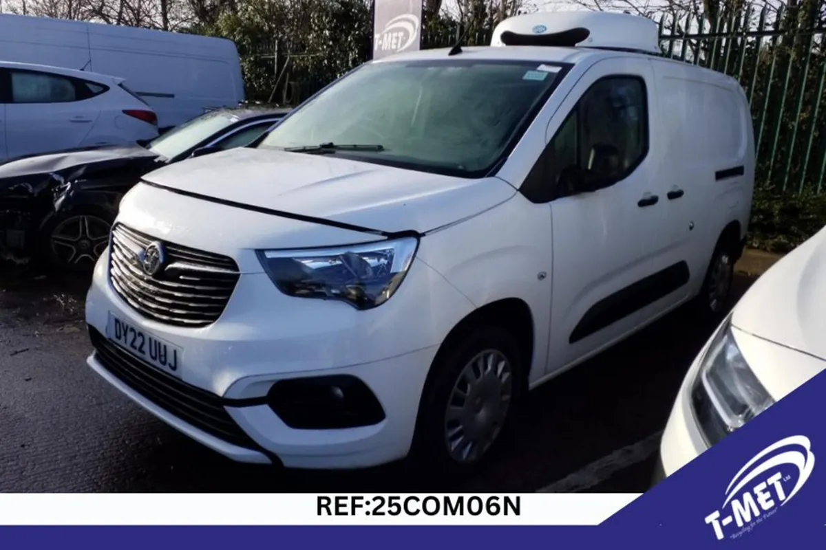 2022 VAUXHALL COMBO BREAKING FOR PARTS - Image 1