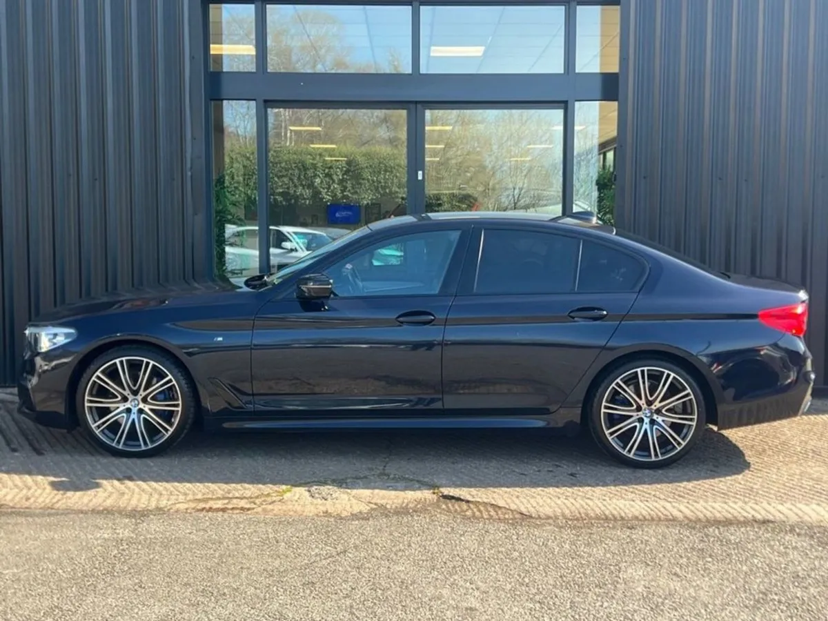 BMW 5 Series 3.0 530d M Sport Saloon 4dr Diesel A - Image 4