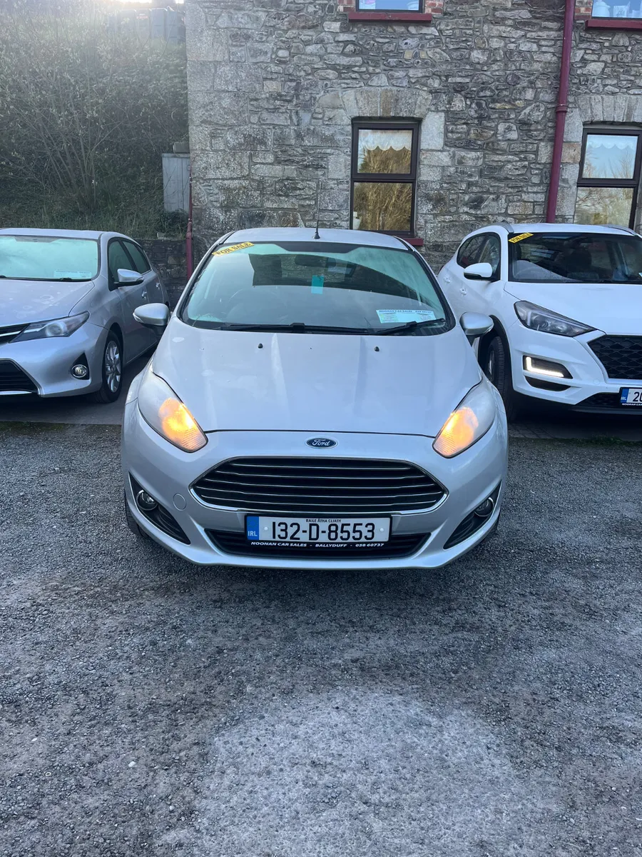 Ford Fiesta 2013 - Image 2