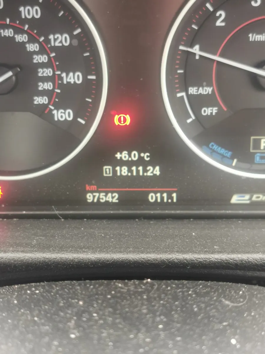 BMW 3-Series 2016 - Image 3