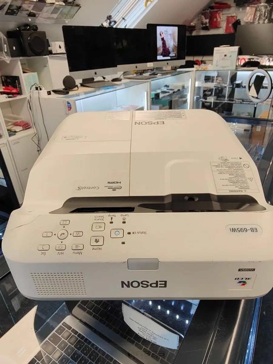 Epson BrightLink 695Wi 3LCD Projector WXGA Ultra Short Throw (Lamp Hours: 879) - Image 2