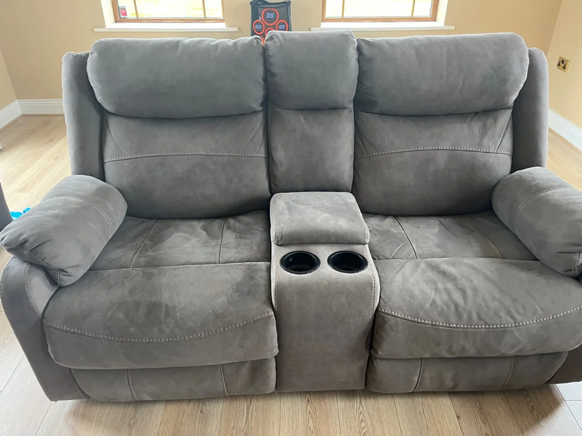 X2 Two seater recliners - Image 2