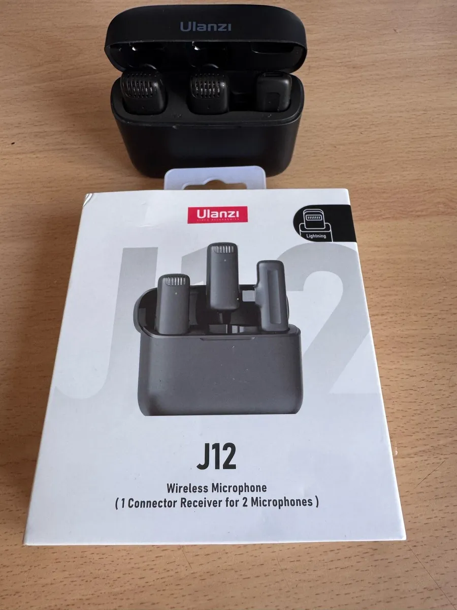 Ulanzi microphone and transmitter - Image 1
