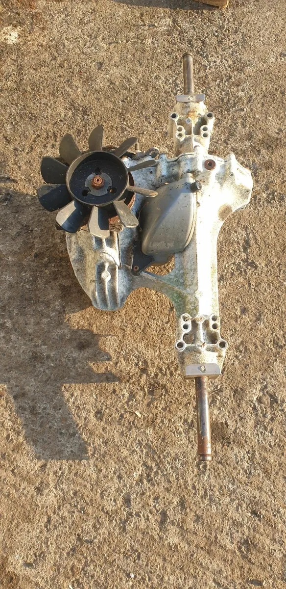 Lawnmower gearbox - Image 4