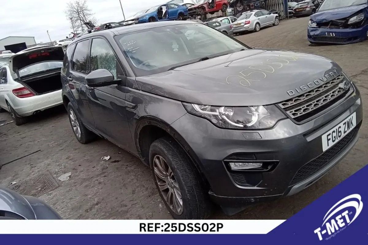2016 LAND ROVER DISCOVERY SPORT BREAKING FOR PARTS - Image 3
