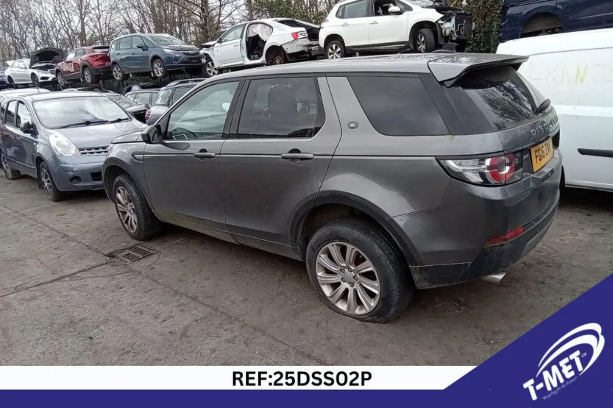 2016 LAND ROVER DISCOVERY SPORT BREAKING FOR PARTS - Image 4