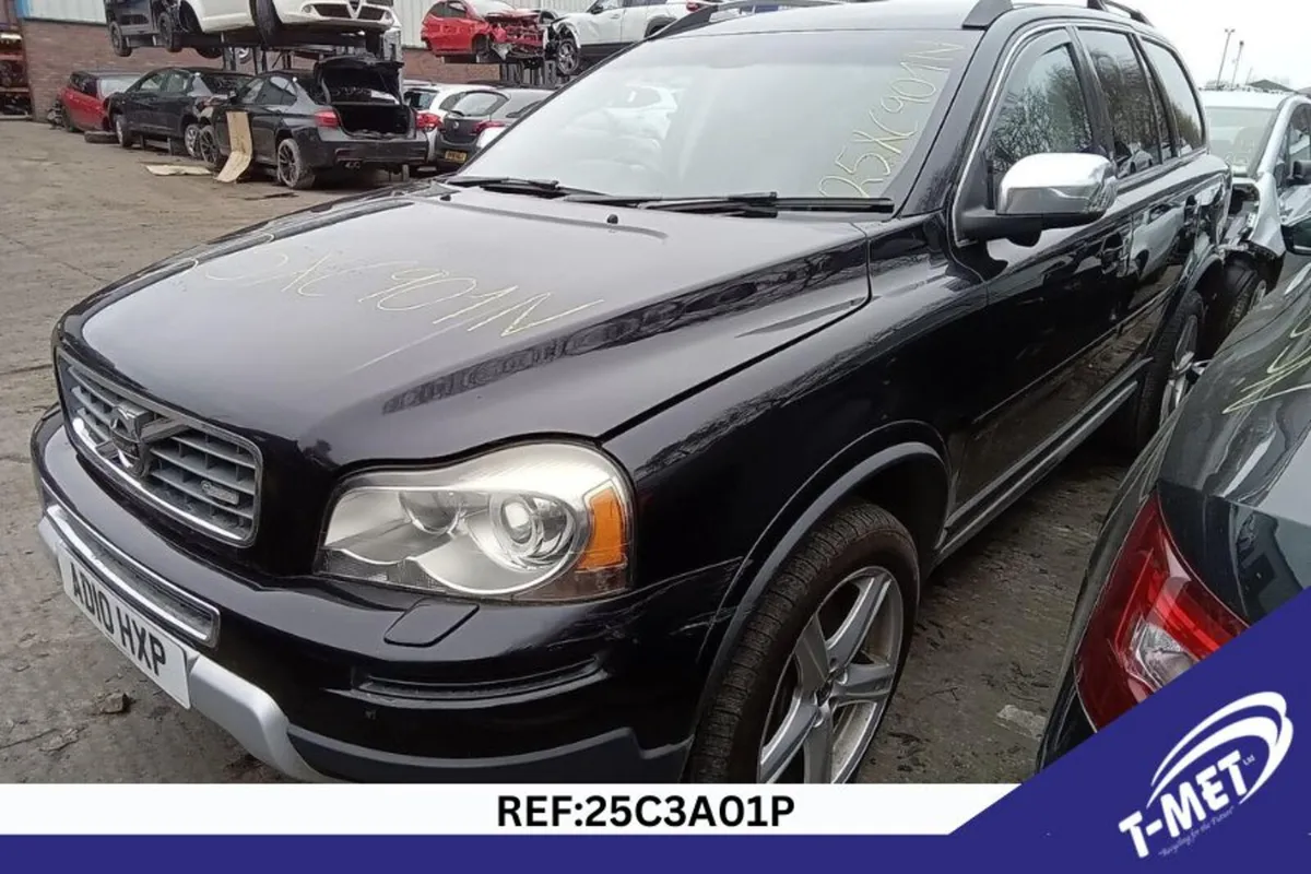 2010 VOLVO XC90 BREAKING FOR PARTS - Image 1