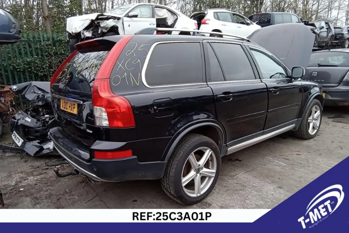 2010 VOLVO XC90 BREAKING FOR PARTS - Image 4