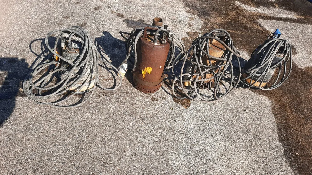 Electric submersible water pumps each x4 - Image 2