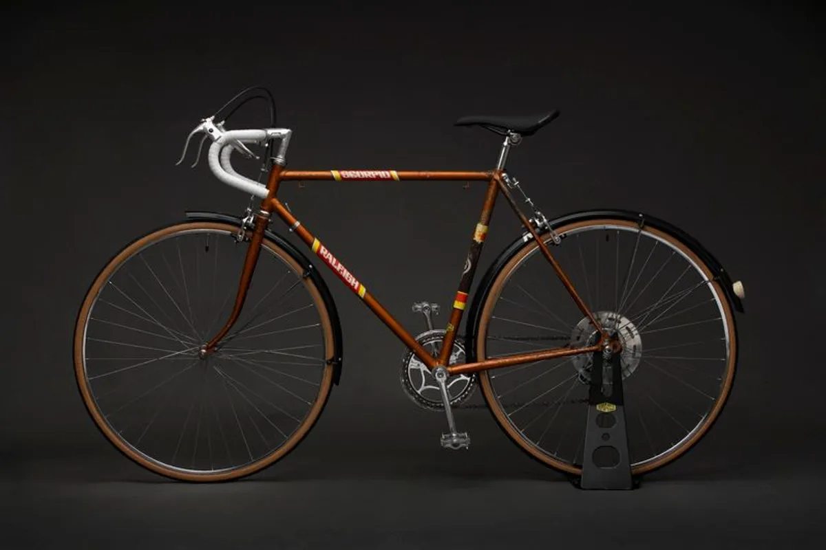 Vintage Bicycle - Image 2
