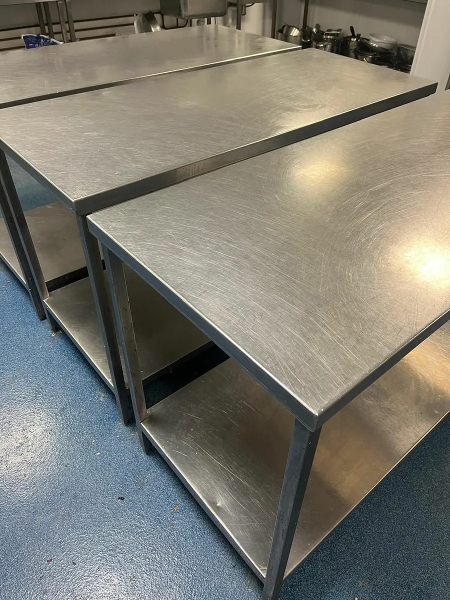 Stainless steel tables with under shelf - Image 3