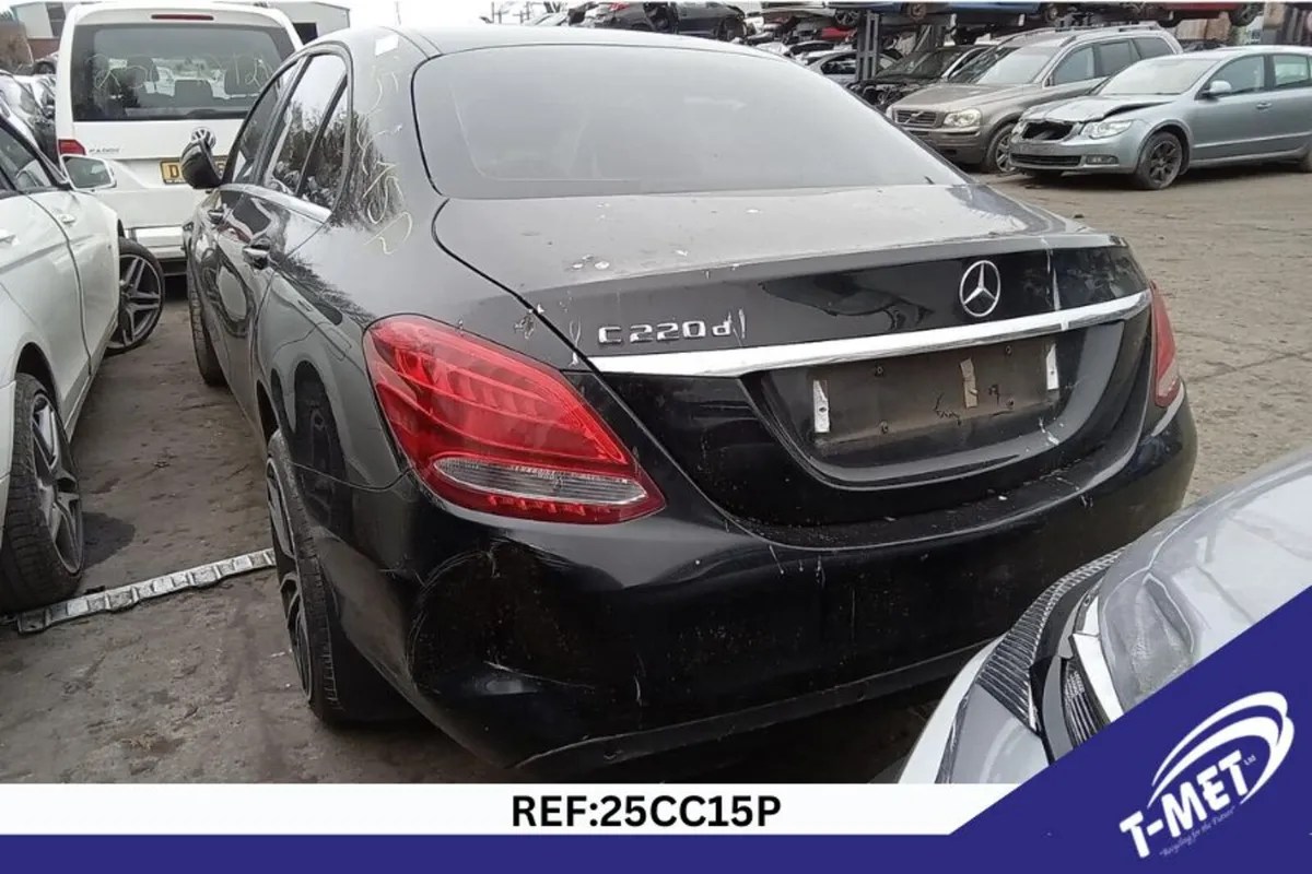 2016 MERCEDES C-CLASS BREAKING FOR PARTS - Image 2