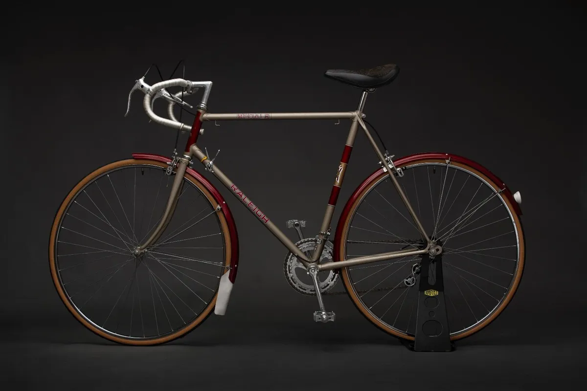 Vintage Bicycle - Image 2