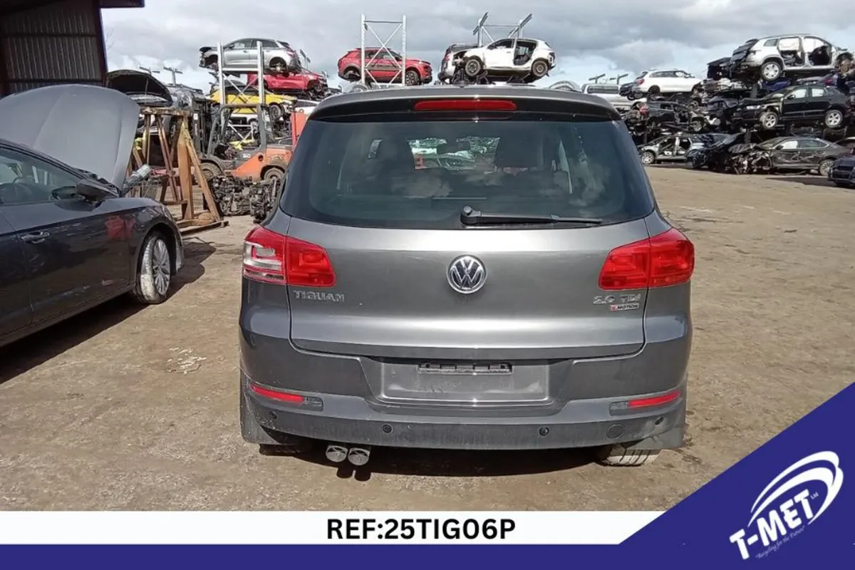 2015 VOLKSWAGEN TIGUAN BREAKING FOR PARTS - Image 1