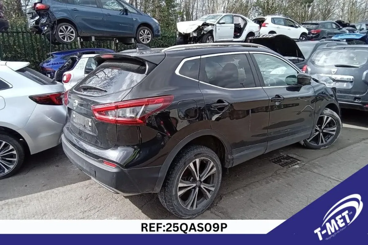 2019 NISSAN QASHQAI BREAKING FOR PARTS - Image 1