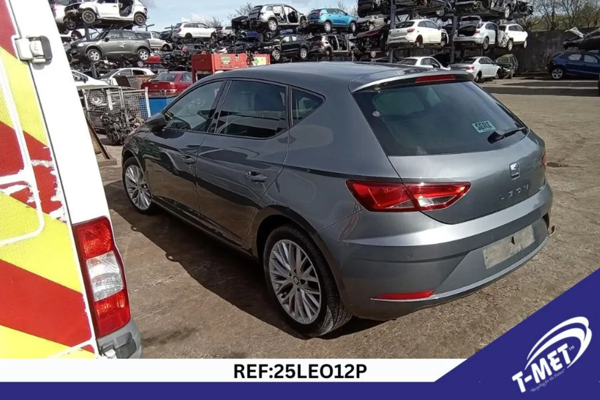 2018 SEAT LEON BREAKING FOR PARTS - Image 1