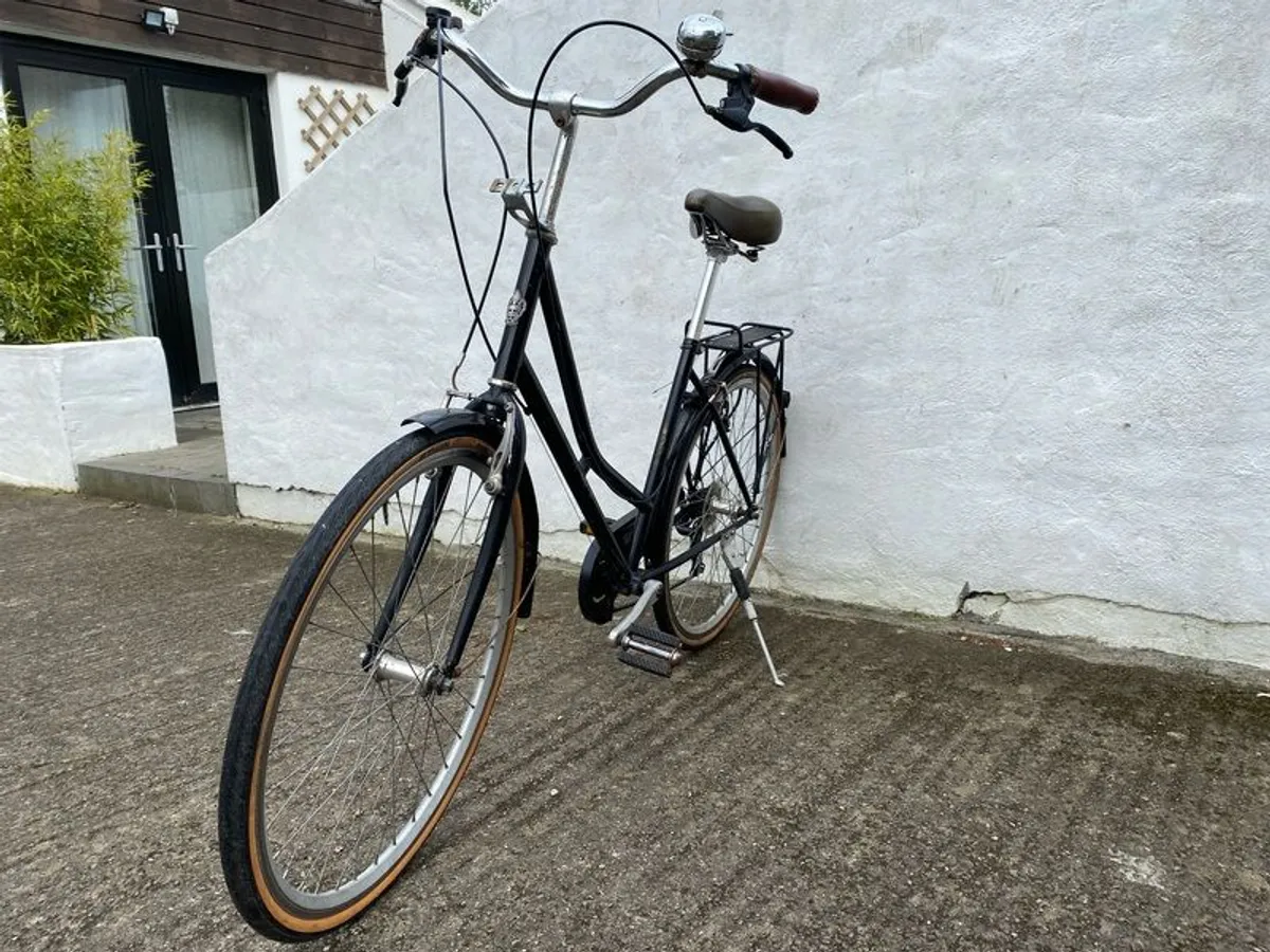 ladies city bike - Image 2