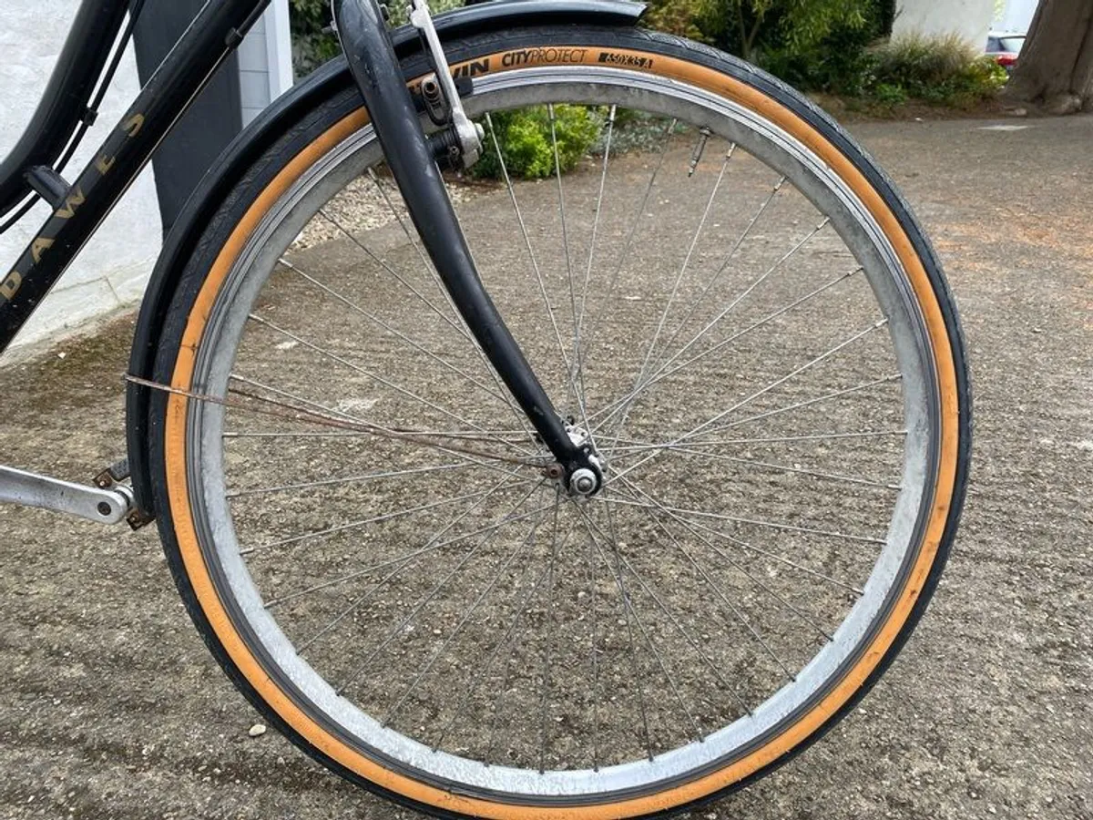 ladies city bike - Image 4