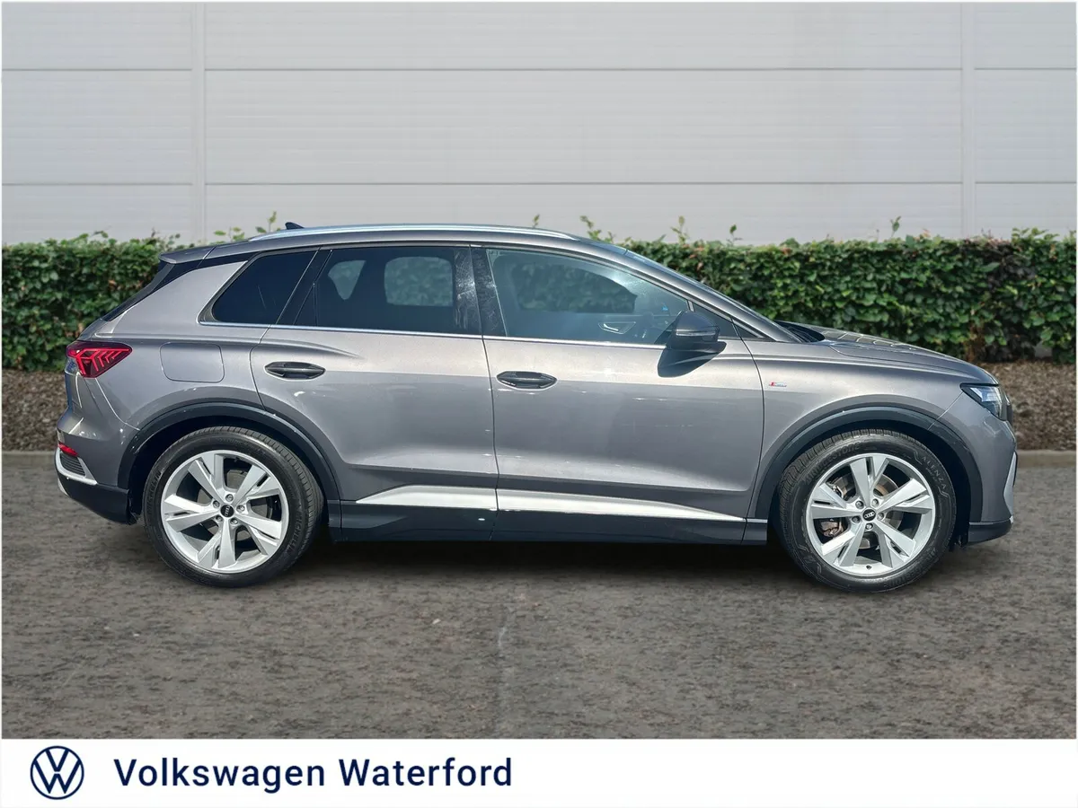 Audi Q4 E-Tron S-line 40 - Image 4