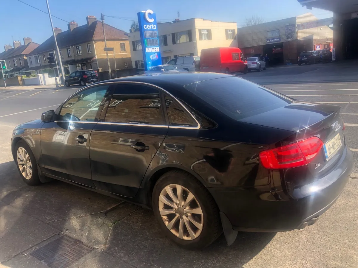 Audi A4 2010 - Image 1