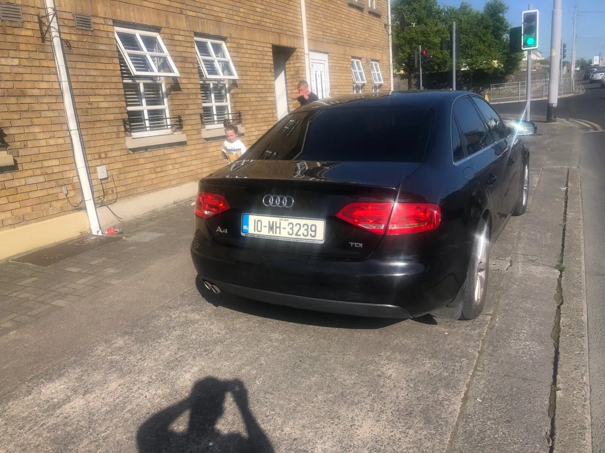 Audi A4 2010 - Image 3