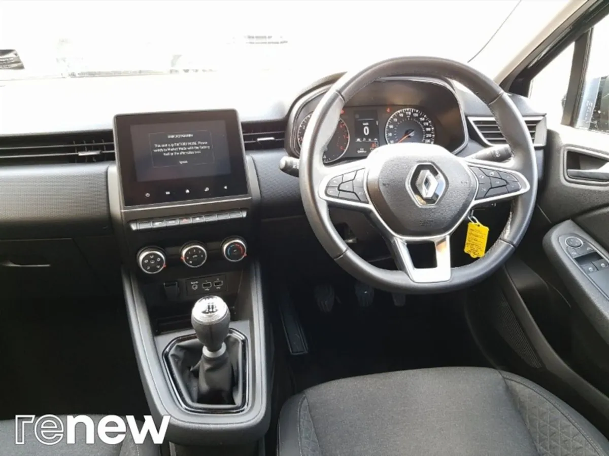 Renault Clio Dynamique TCe 90 1 Owner Low KMS - Image 2