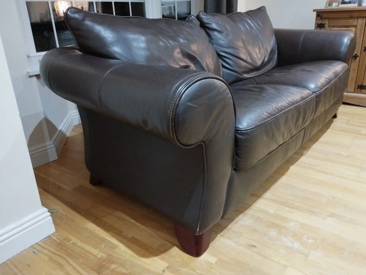 Sofa and coffee table needs to go - Image 1