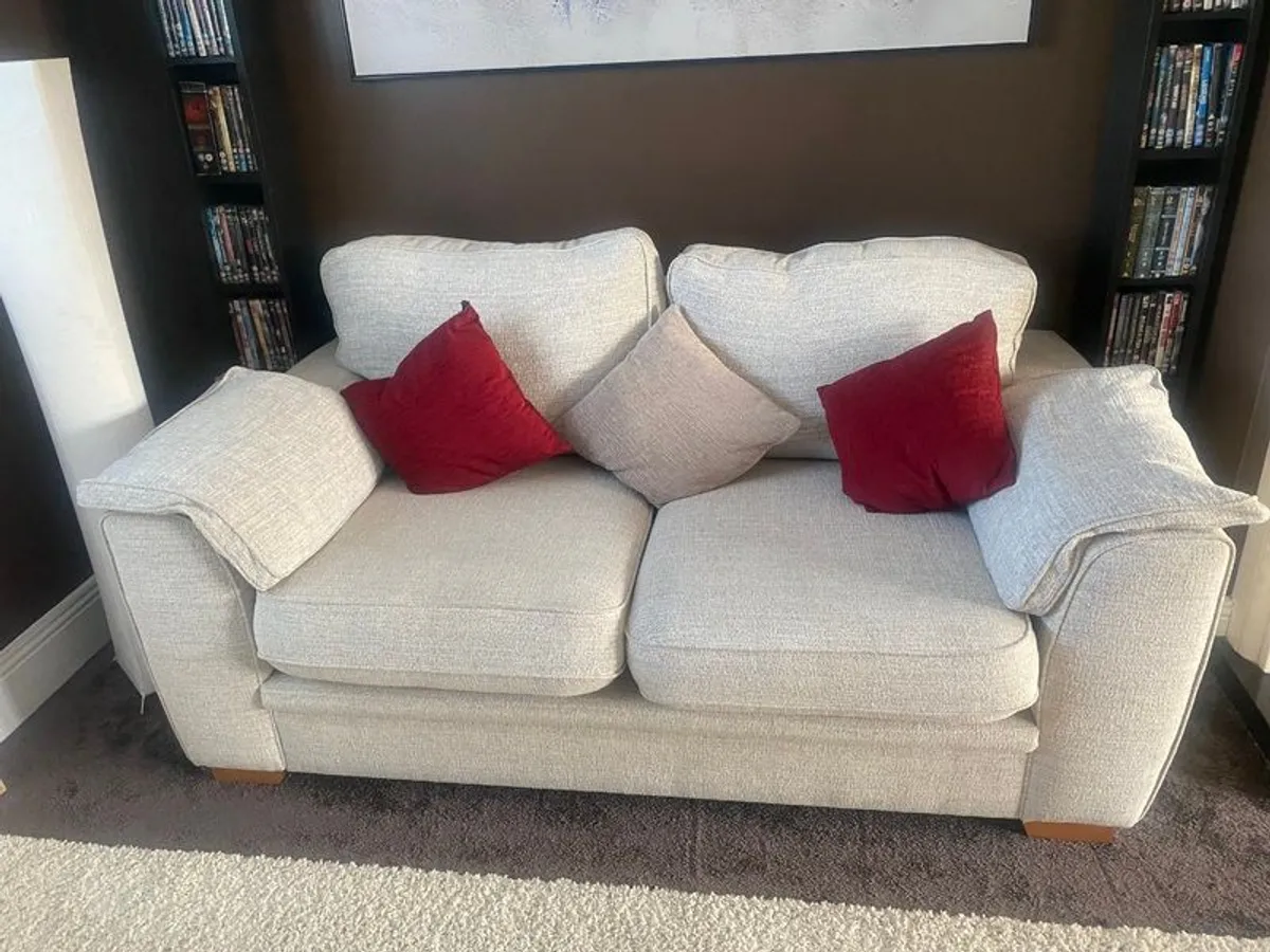 Couch - Image 3