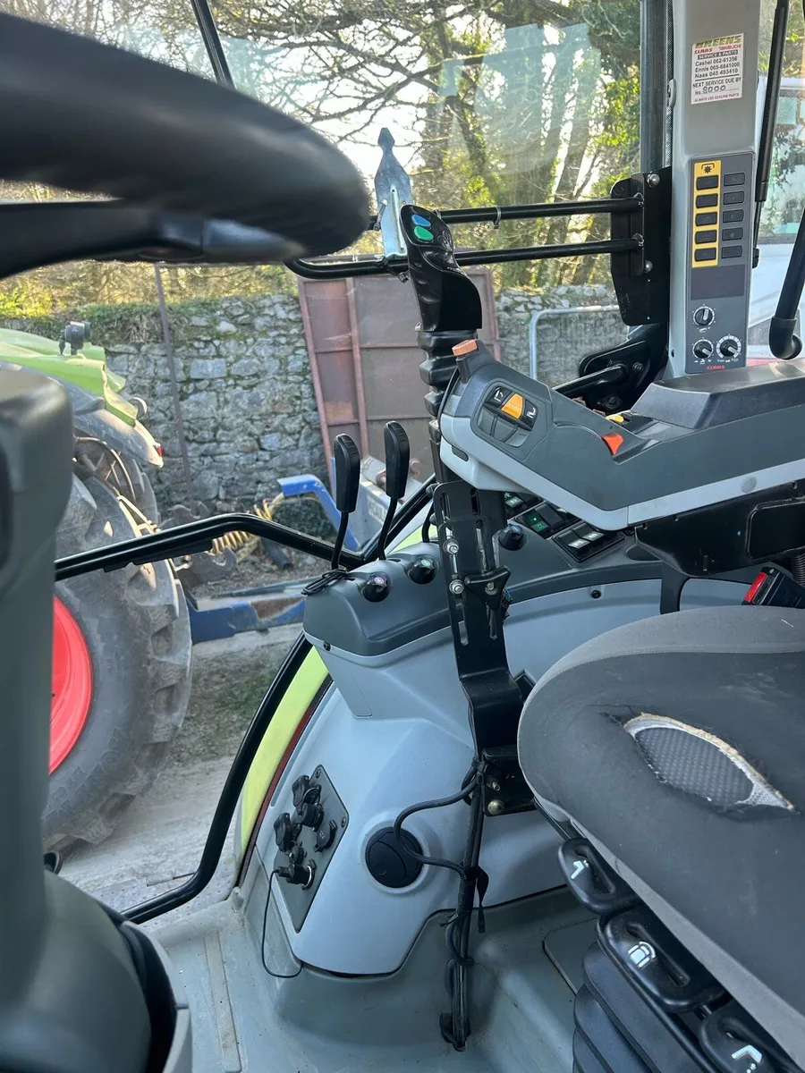 MX loader BRACKETS And Hydraulic kit WILL SEPERATE - Image 4