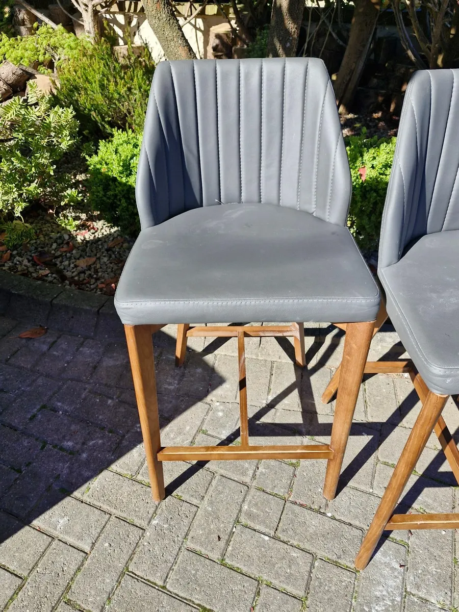 Stools - Image 2