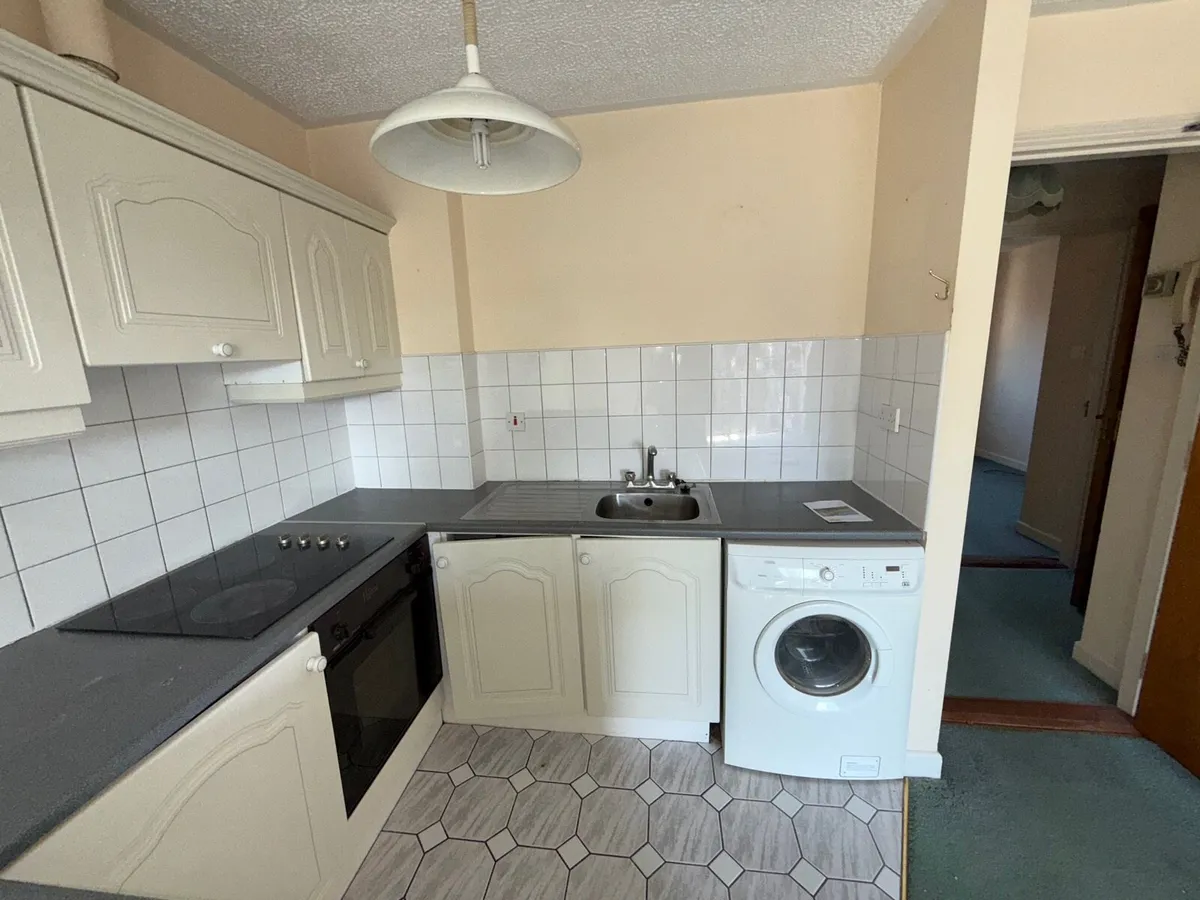 Kitchen and appliances - Image 3