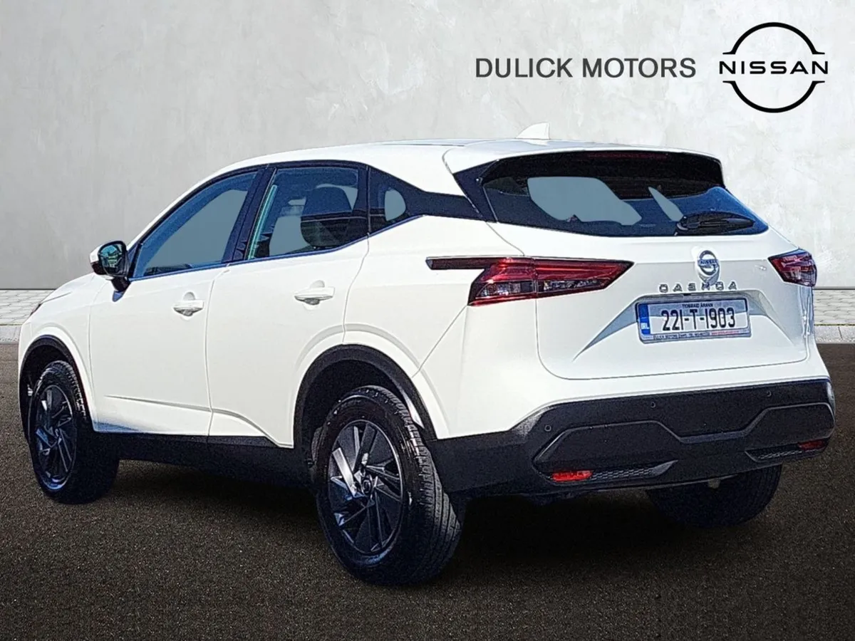 Nissan QASHQAI 1.3 PET Mild Hybrid SV - Image 2