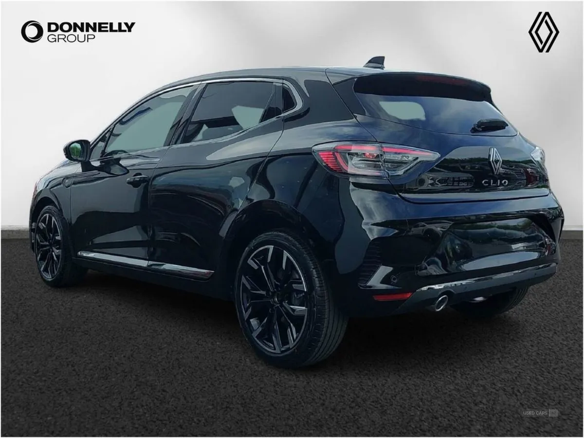 Renault Clio 1.6 E-tech Full Hybrid 145 Techno 5d - Image 2