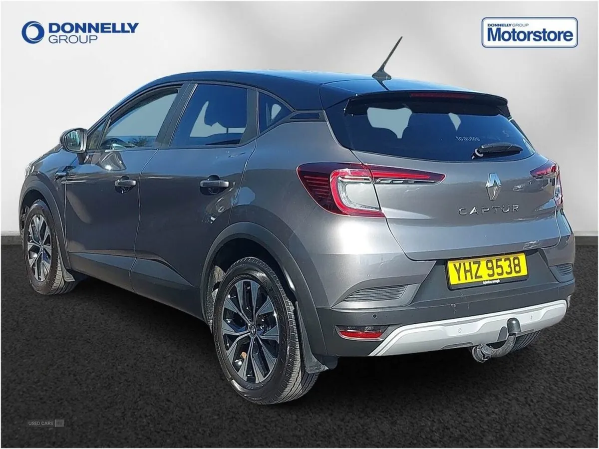 Renault Captur 1.0 TCE 90 Limited 5dr - Image 2