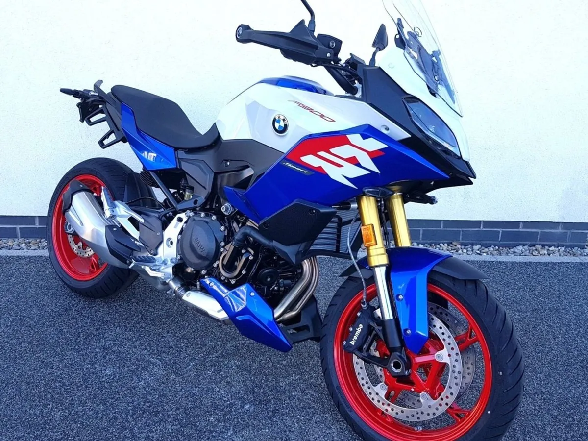BMW F900XR Low Chassis New Unregistered 6.9  Fina - Image 3