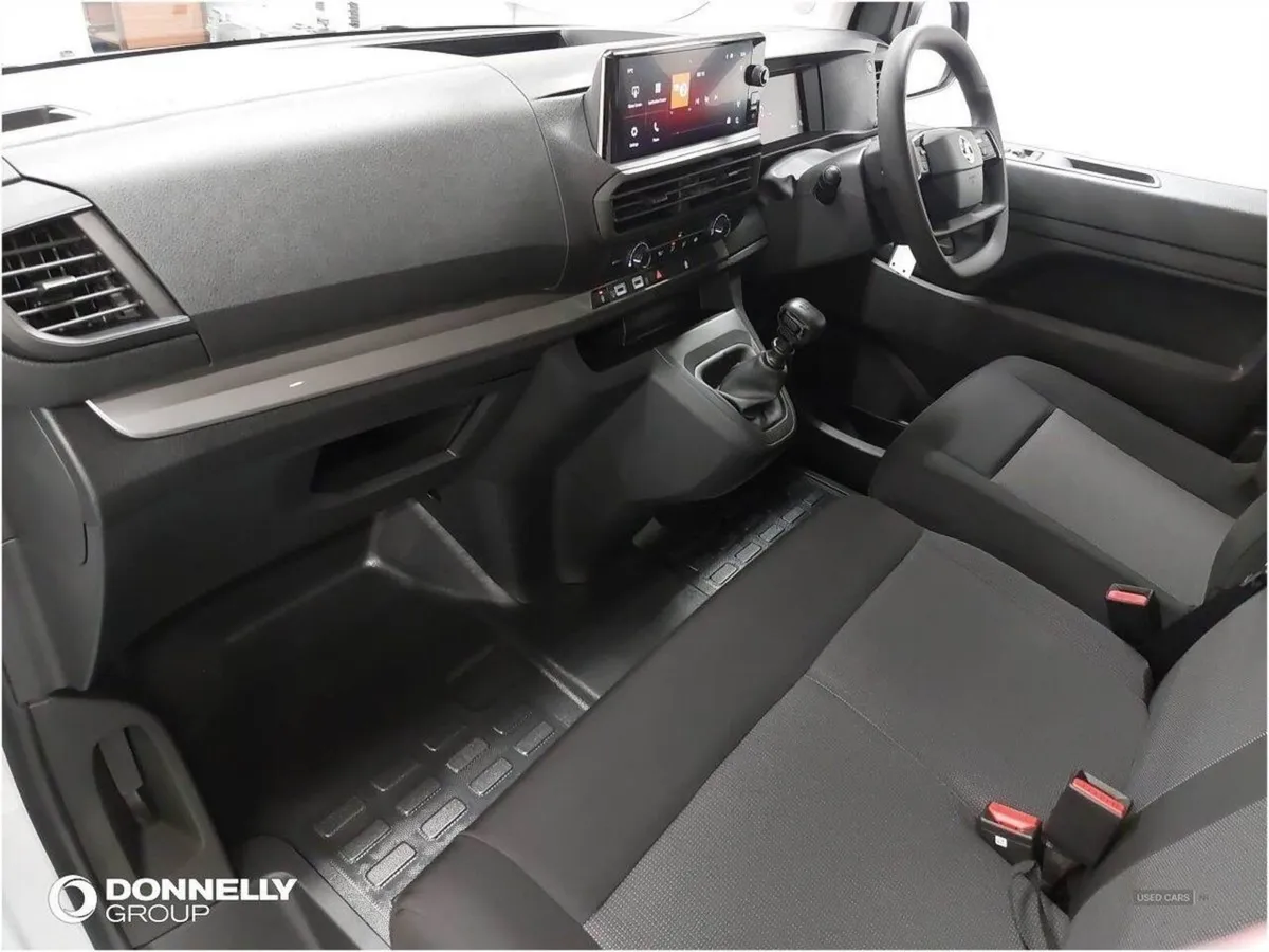 Vauxhall Vivaro 3100 2.0d 145PS Prime H1 D/cab - Image 4