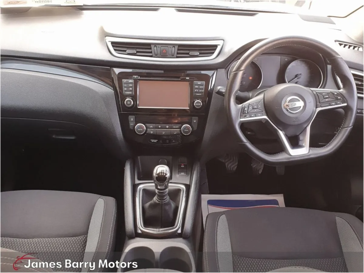Nissan QASHQAI 1.2 PET SV - Image 3